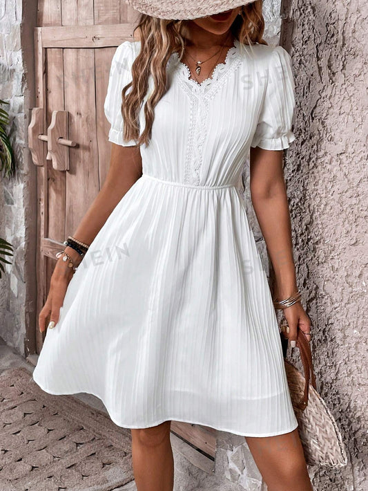 Robe Blanche Dentelle Bohème Courte